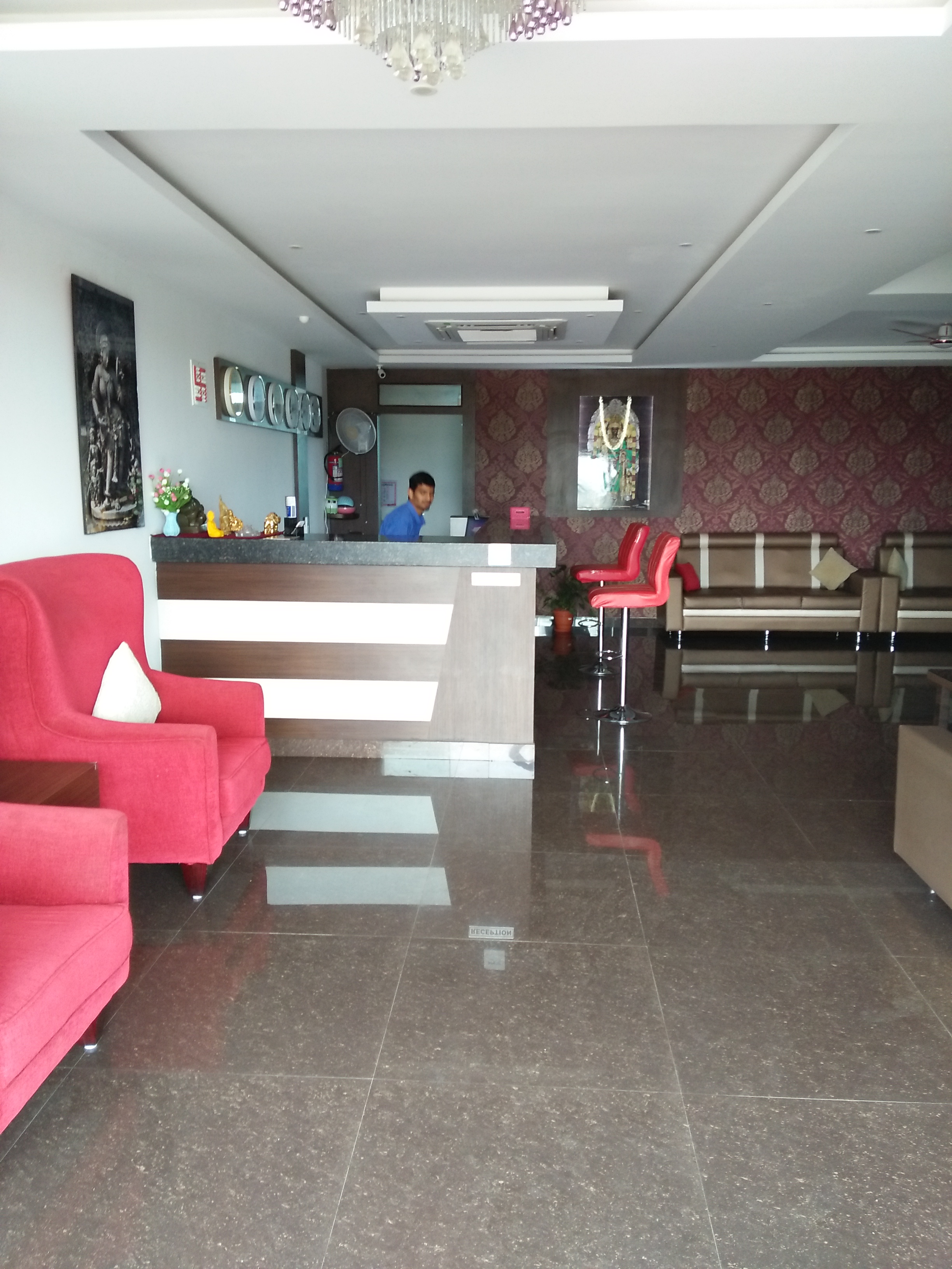 Hotel Samanvi International photo