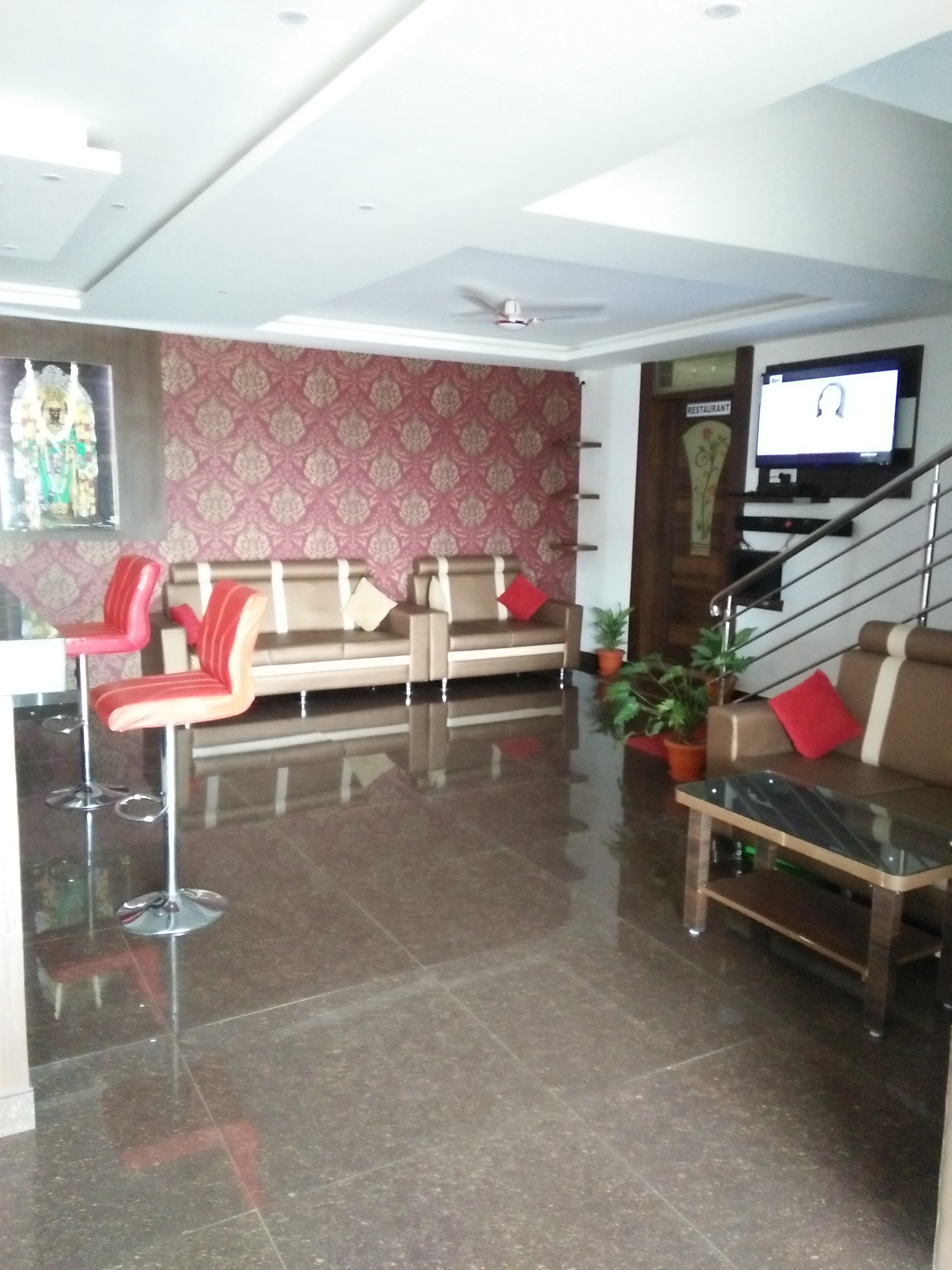 Hotel Samanvi International photo
