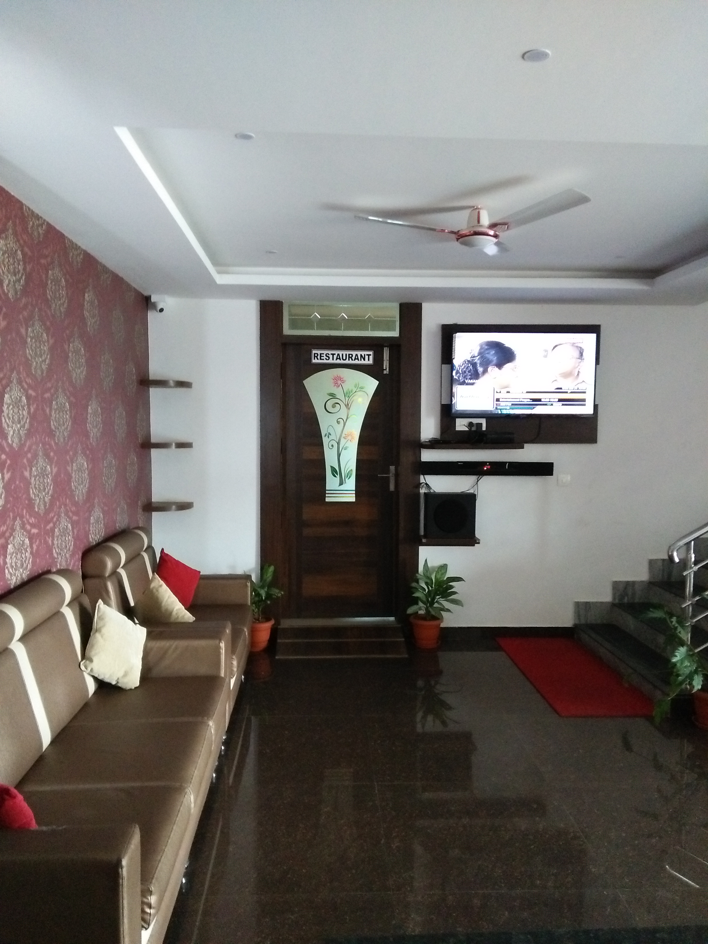 Hotel Samanvi International photo