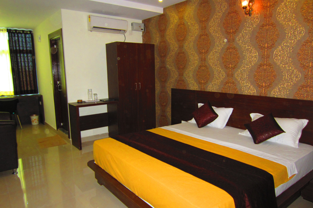 Semi deluxe AC room at Hotel Samanvi International